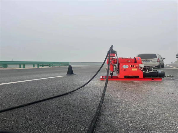 大厂马路路基路面开裂下沉注浆加固灌浆